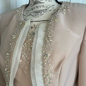 Formal dress suit. Champagne color w/ sequins. Sz. 6 Mother of the Bride/Groom!